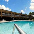 Budget Inn Sanford image 6