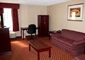 Clarion Inn & Suites Grand Rapids Airport image 10