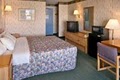 Days Inn Hotels: Tulsa/I-44 image 4
