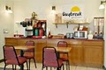 Days Inn Yankton - Broadway SD image 7