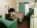 Econo Lodge Airport image 10