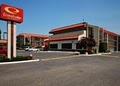 Econo Lodge Inn & Suites image 8