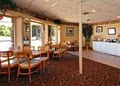 Econo Lodge Lakeside image 6
