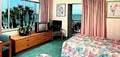 Econo Lodge On The Beach image 3