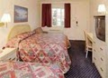 Econo Lodge image 7