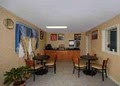 Econo Lodge image 8