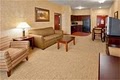 Holiday Inn Express Hotel & Suites Lehigh Valley Airport image 3