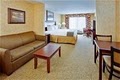 Holiday Inn Express Hotel & Suites Lehigh Valley Airport image 5