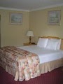 Quality Inn & Suites Santa Cruz Mountains image 2