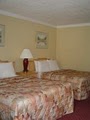 Quality Inn & Suites Santa Cruz Mountains image 4