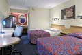 Red Roof Inn image 3