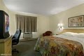 Red Roof Inn image 5
