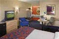 Red Roof Inn image 5