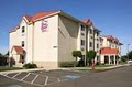 Red Roof Inn image 9