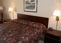 Rodeway Inn & Suites image 4