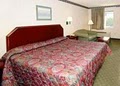 Rodeway Inn image 9