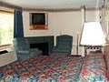 AmericInn Sheboygan image 7