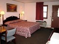 Budget Host Inn Emporia image 8