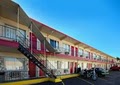 Econo Lodge image 3