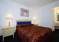 Econo Lodge image 7