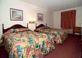 Econo Lodge of Muscatine image 7