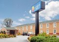 Farmville - Days Inn image 8