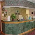 Hanford Inn & Suites image 10