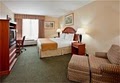 Holiday Inn Express Hotel Kansas City-Westport Plaza image 3