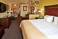 Holiday Inn & Suites McKinney image 9