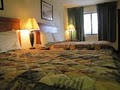Howard Johnson Express Inn image 6