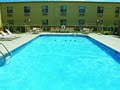 La Quinta Inn Moline Airport image 9