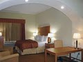 La Quinta Inn & Suites Bridgeport image 7