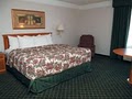La Quinta Inn & Suites Durham Chapel Hill image 6