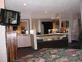 AmeriStay Inn & Suites image 4