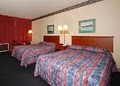 Econo Lodge image 6