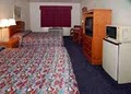 Econo Lodge image 9