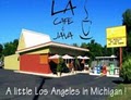L a Cafe image 4