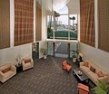 Marina del Rey Hotel image 4