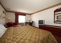 Comfort Inn & Suites Moore image 4