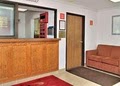 Econo Lodge image 6