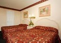 Econo Lodge image 9