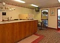 Econo Lodge image 10