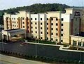 Hampton Inn & Suites image 4