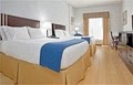 Holiday Inn Express image 3