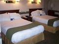 Holiday Inn Express image 3
