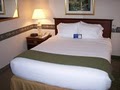 Holiday Inn Express image 4