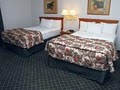 La Quinta Inn & Suites Sherman Denison image 5