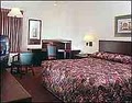 Red Roof Inn-Savannah Hotel image 7