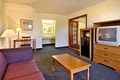 Travelodge Inn & Suites image 7