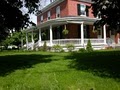 Walnut Lawn Bed & Breakfast image 1